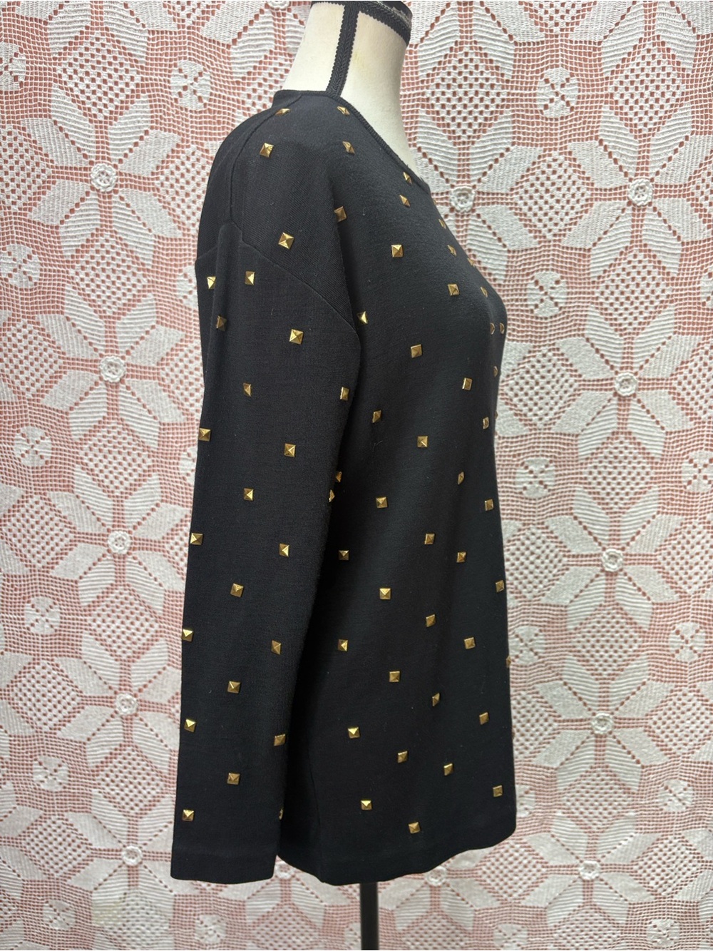 Vintage Outlander Studded Sweater Sz Sm-M - Picture 5 of 9